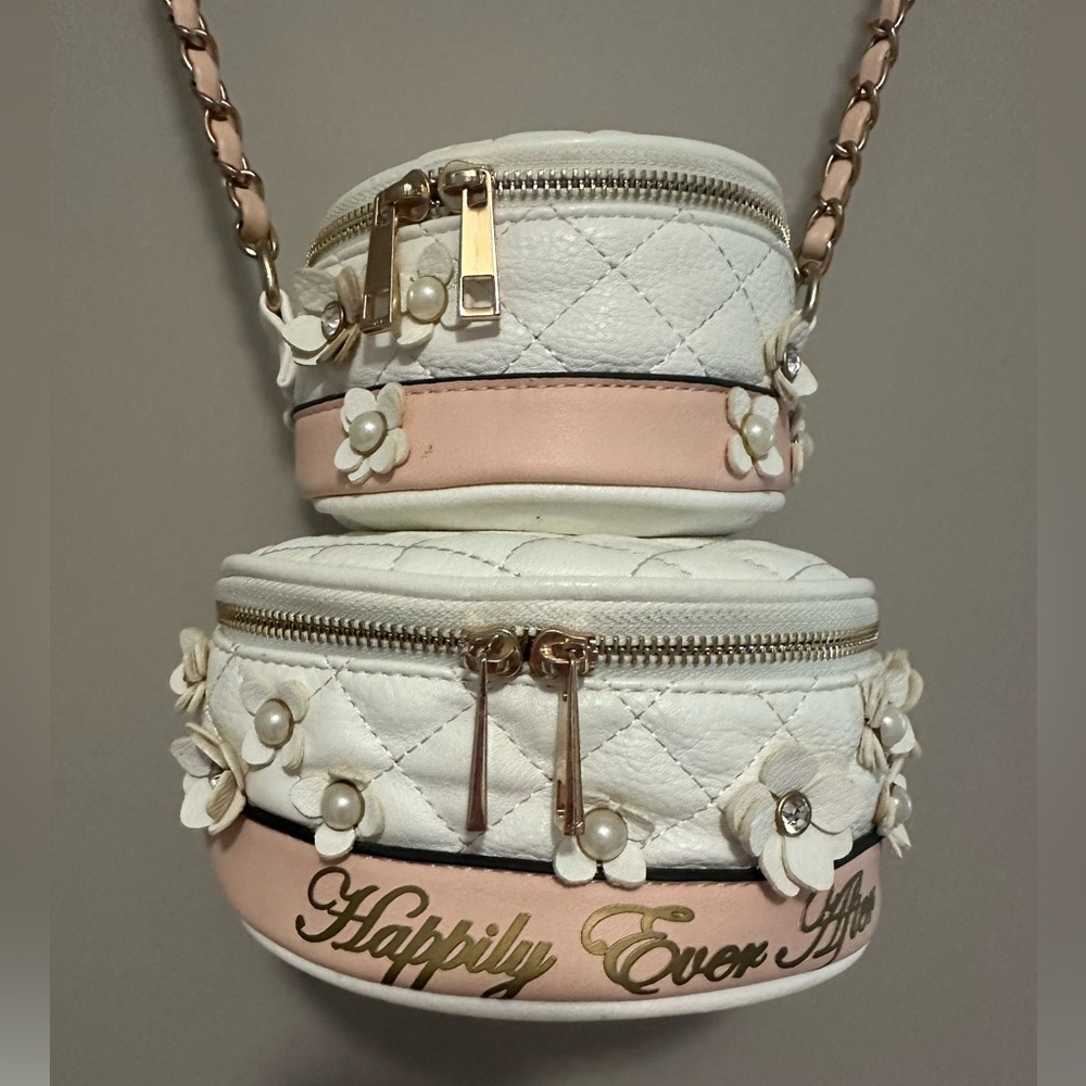 Wedding Cake Bag Purse by Aldo ❣️